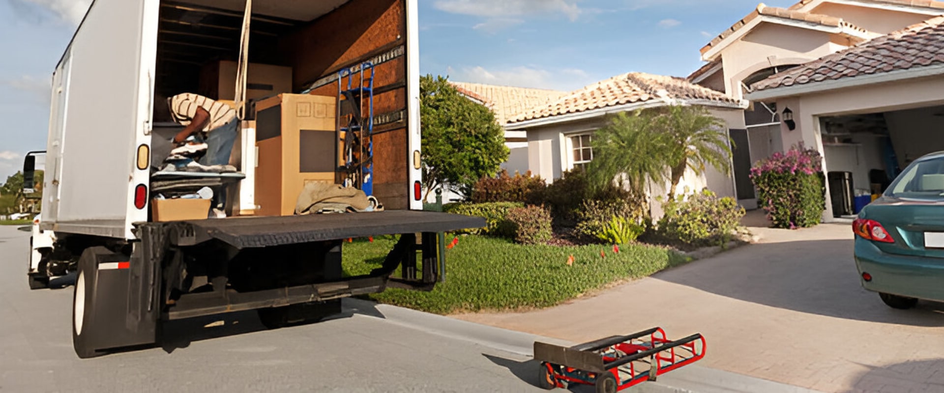 Identifying Red Flags When Choosing a Moving Company