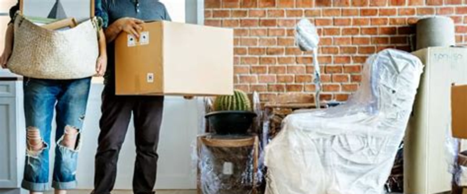 Essential Tips for Managing Your Space When Movers Are Present