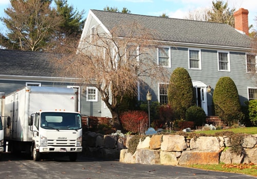 Finding the Best Time to Rent Moving Trucks: A Seasonal Guide